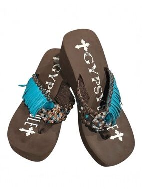 Gypsy Soule Turquoise Fringe Jeweled Wedge Flip-Flops Size 10